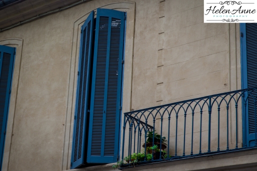 Blue shutters all over the south of France = swooning!